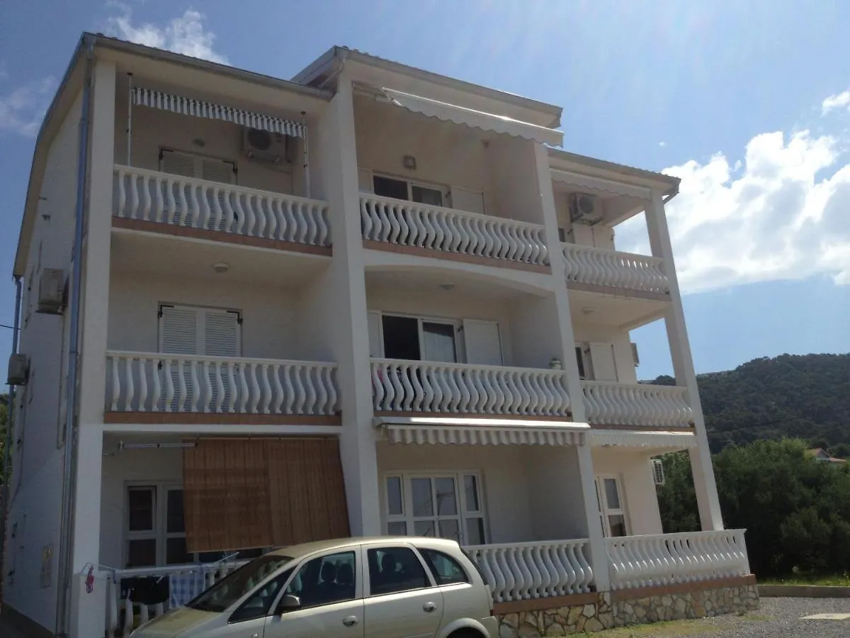 Apartment Apartments4U - Otok Rab Barbat na Rabu