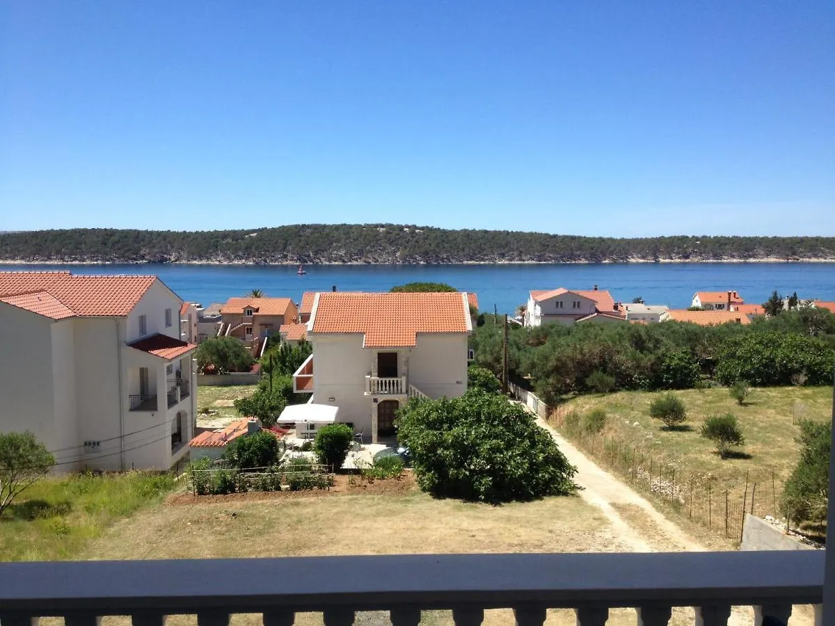 Apartment Apartments4U - Otok Rab Barbat na Rabu